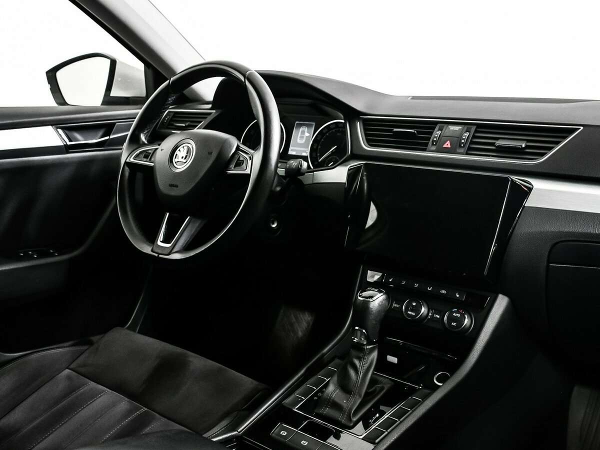 Skoda Superb 2016 года с пробегом. Фото: #8