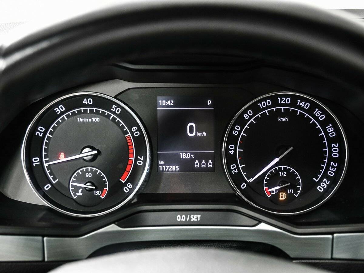 Skoda Superb 2016 года с пробегом. Фото: #9