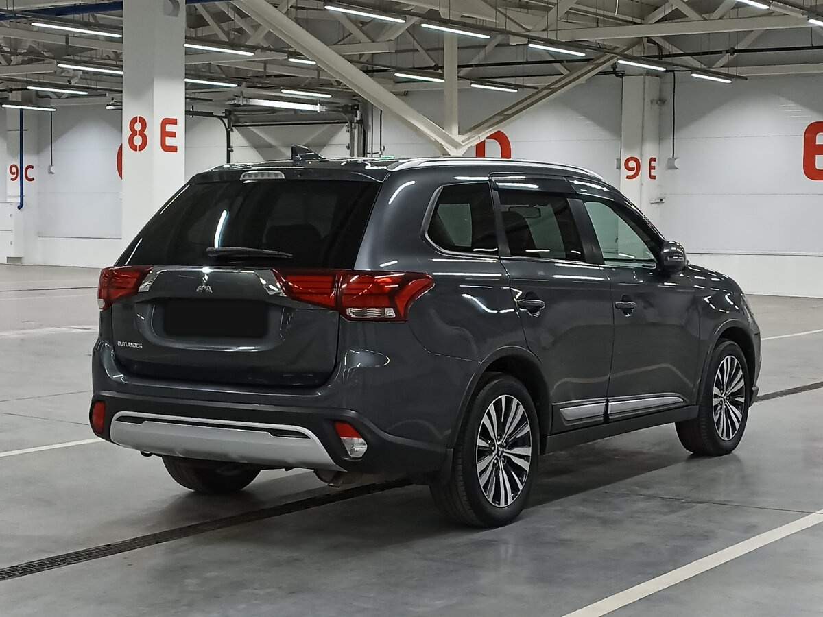 Mitsubishi Outlander 2020 года с пробегом. Фото: #4