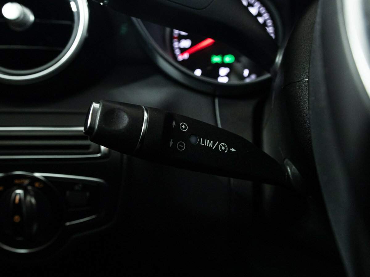 Mercedes-Benz C-Класс 2015 года с пробегом. Фото: #18