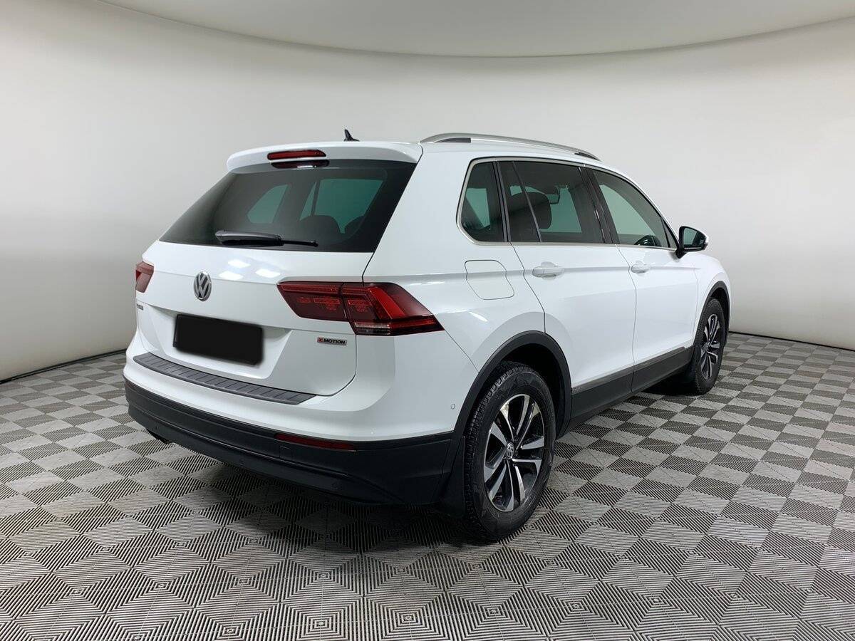Volkswagen Tiguan 2019 года с пробегом. Фото: #4
