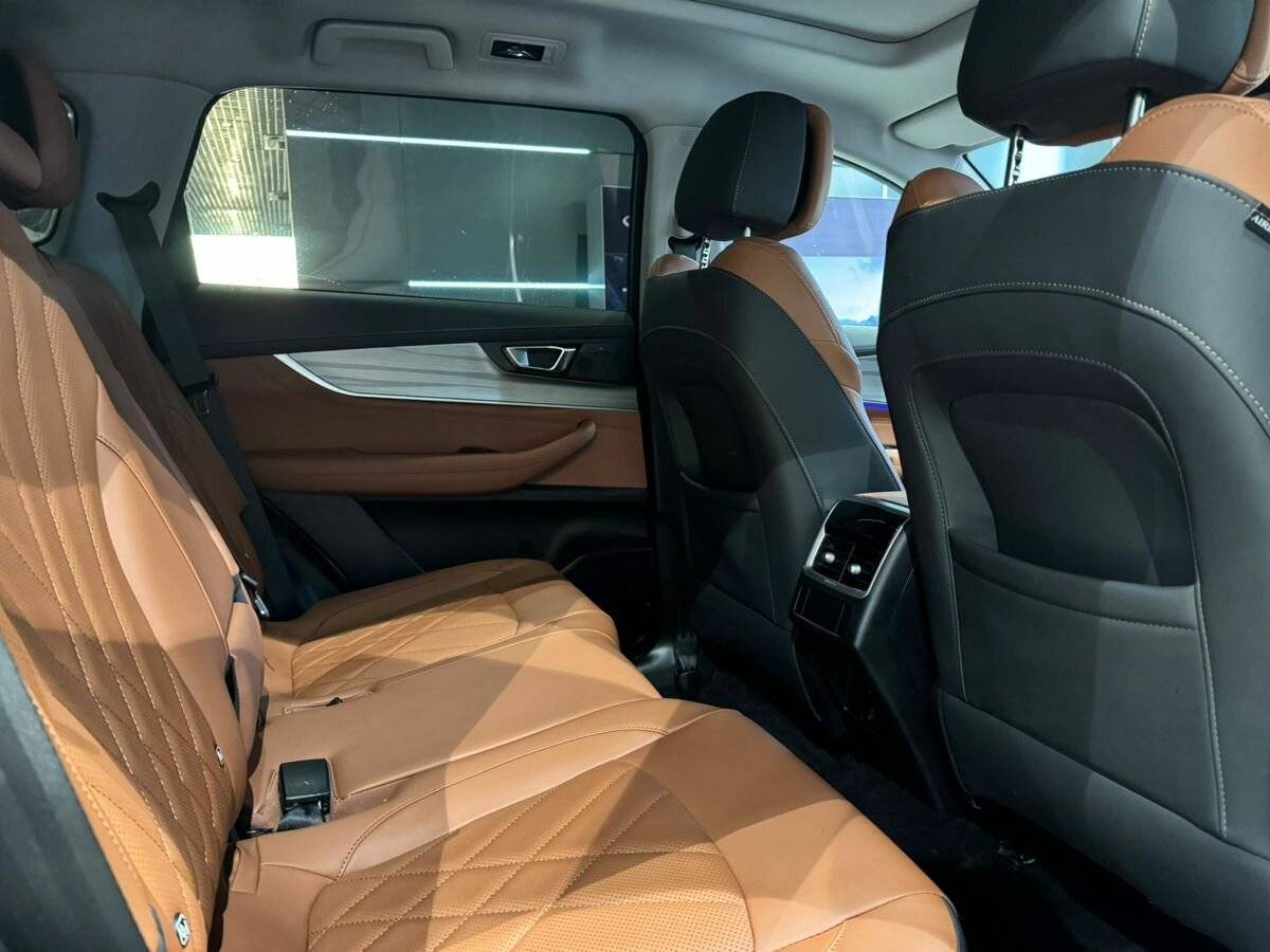 Chery Tiggo 8 Pro Max 2023 года с пробегом. Фото: #12