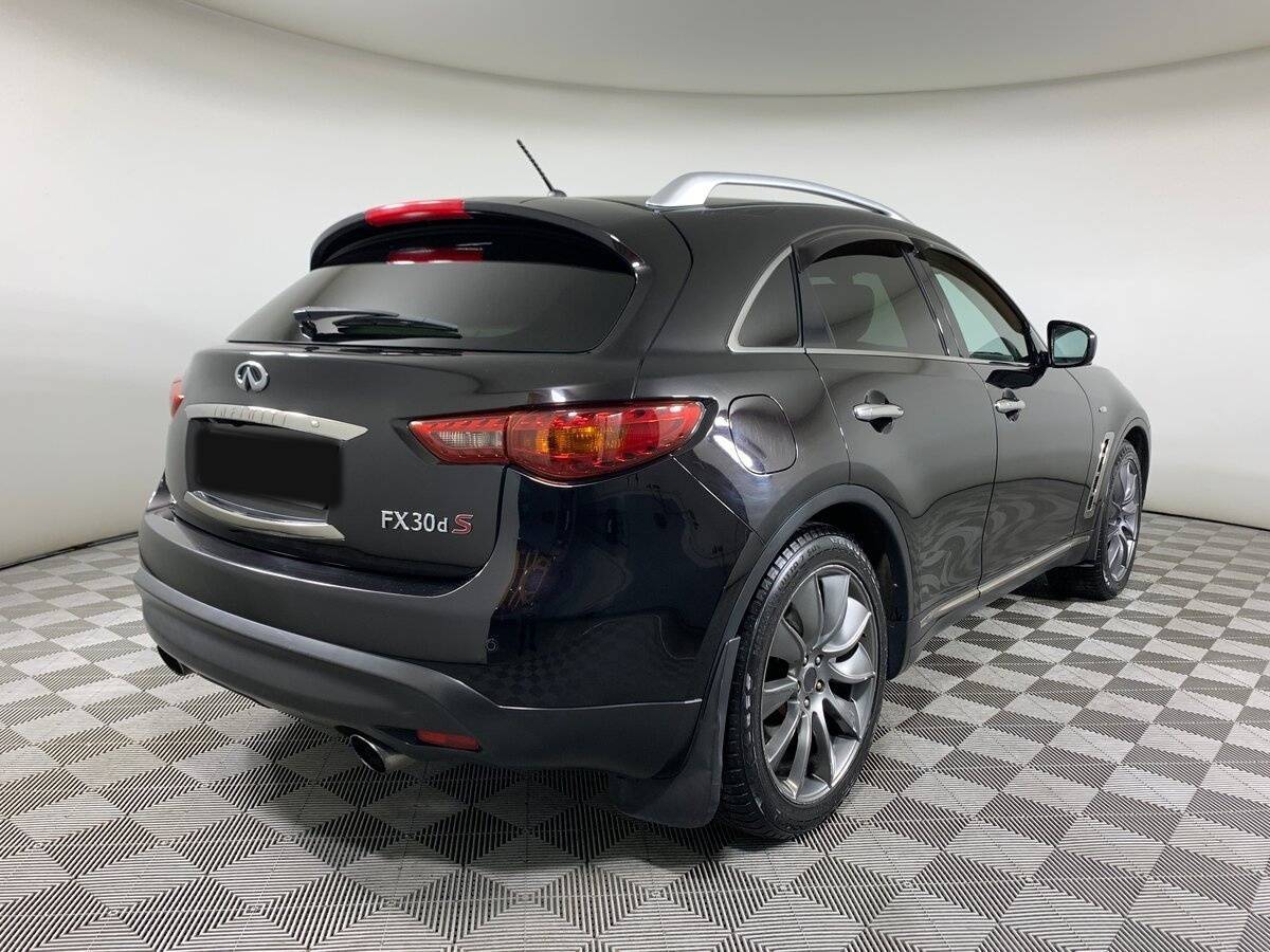 Infiniti FX 2012 года с пробегом. Фото: #4