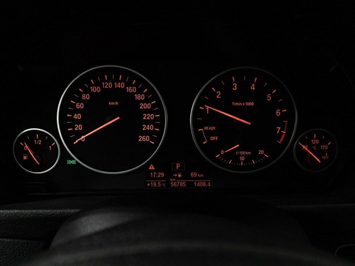 BMW 3 серии 2017 года с пробегом. Фото: #11