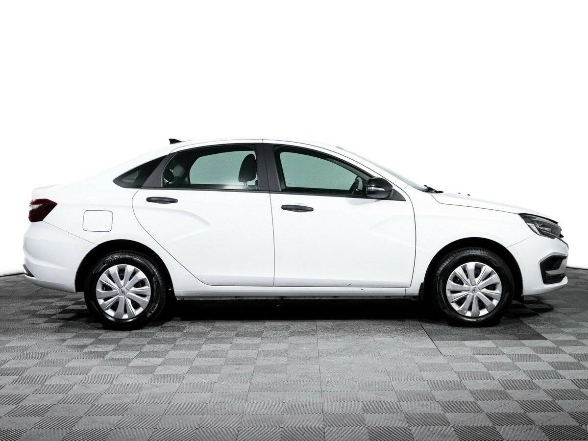 Lada (ВАЗ) Vesta 2023 года с пробегом. Фото: #3