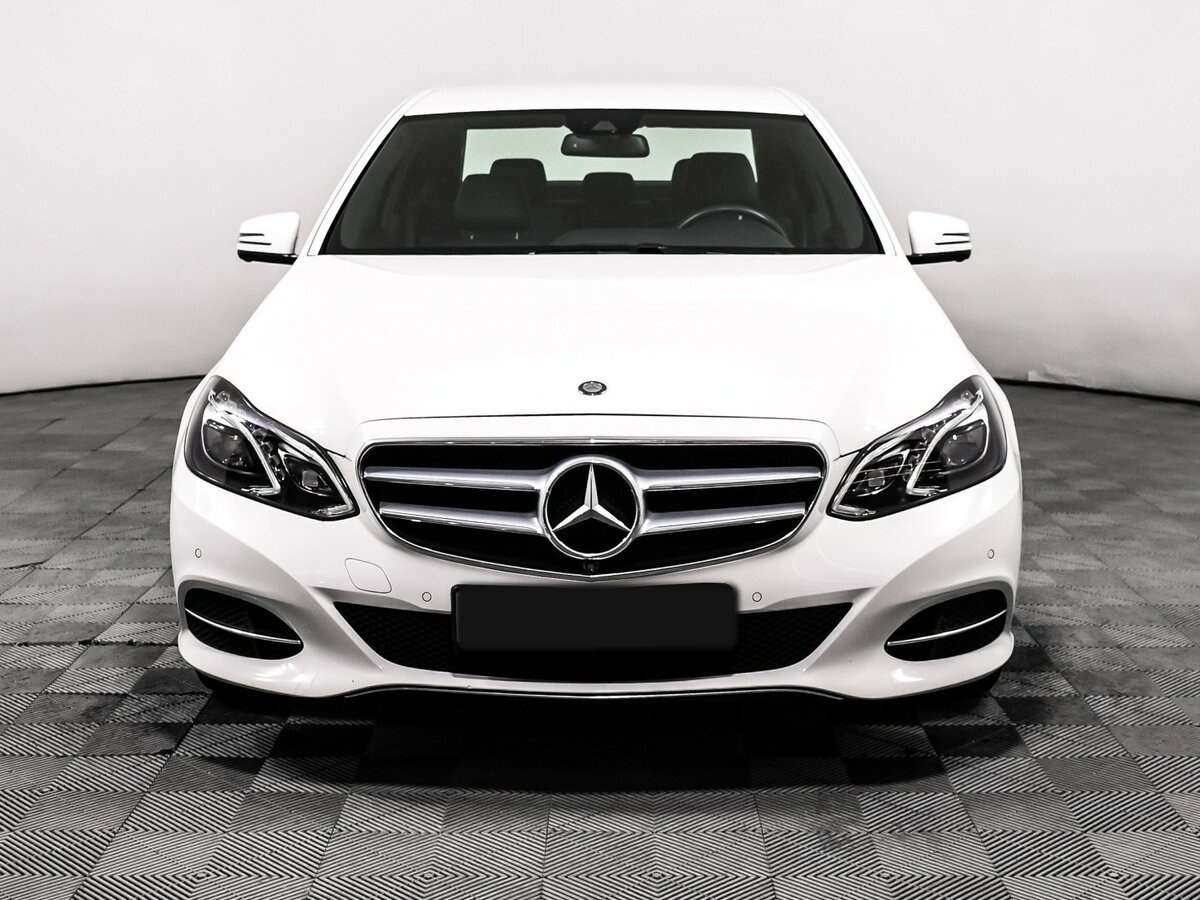 Mercedes-Benz E-Класс 2014 года с пробегом. Фото: #1