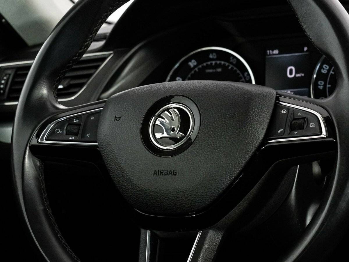 Skoda Superb 2017 года с пробегом. Фото: #12