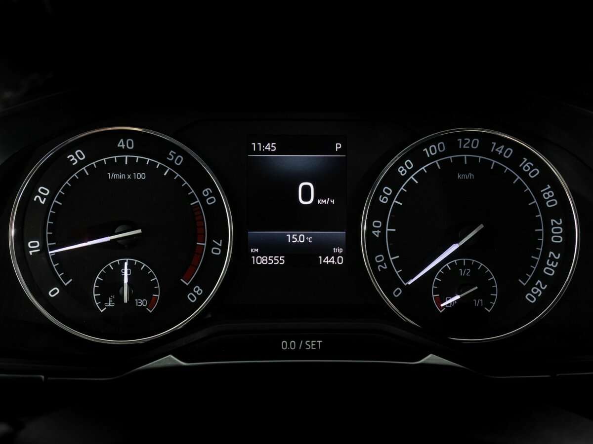 Skoda Superb 2017 года с пробегом. Фото: #24