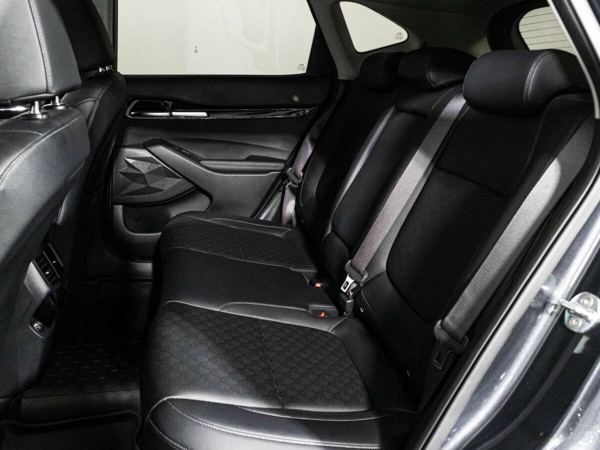 Kia Seltos 2022 года с пробегом. Фото: #9