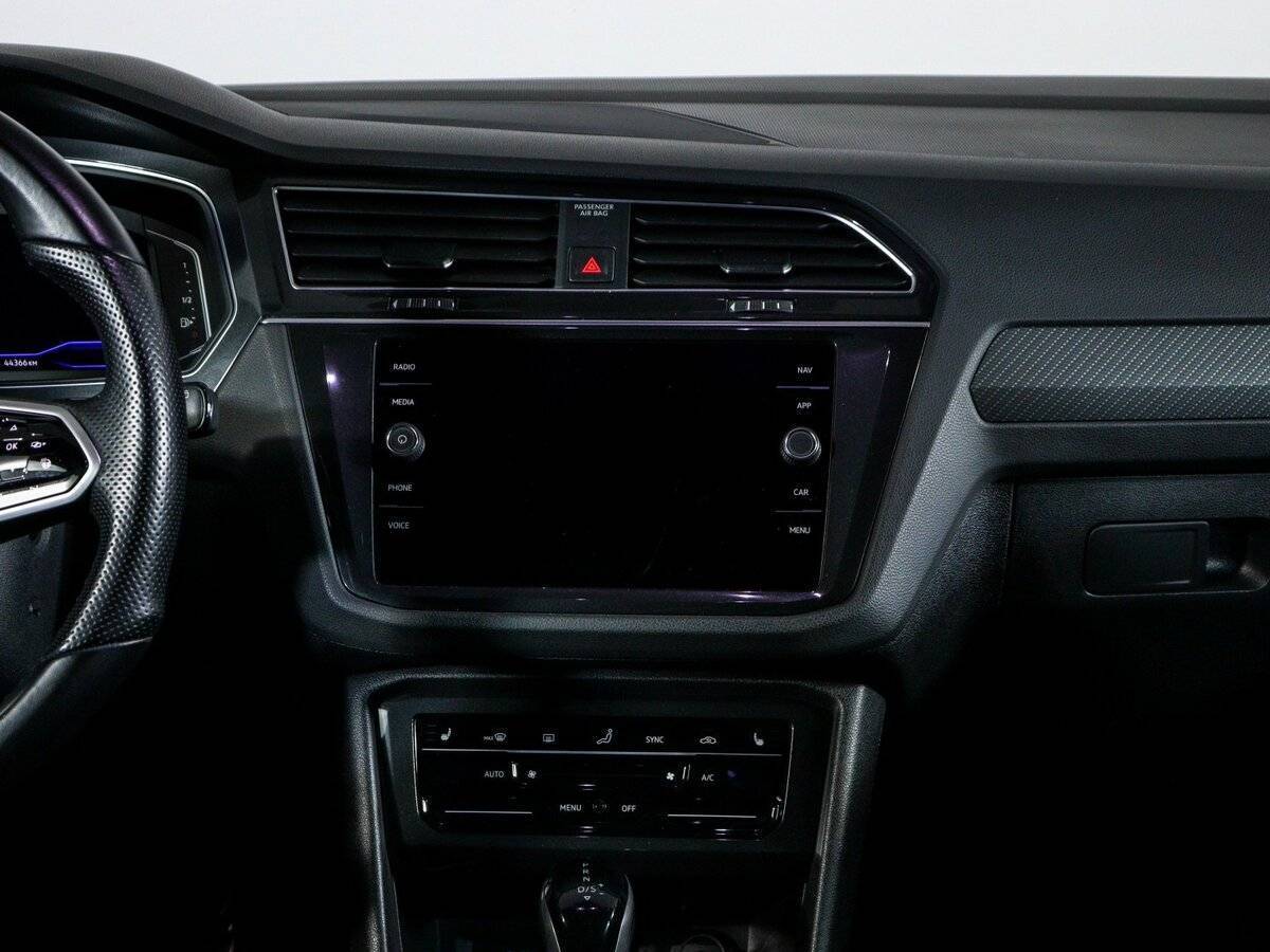 Volkswagen Tiguan 2021 года с пробегом. Фото: #12