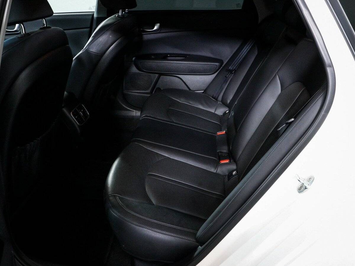 Kia Optima 2020 года с пробегом. Фото: #9