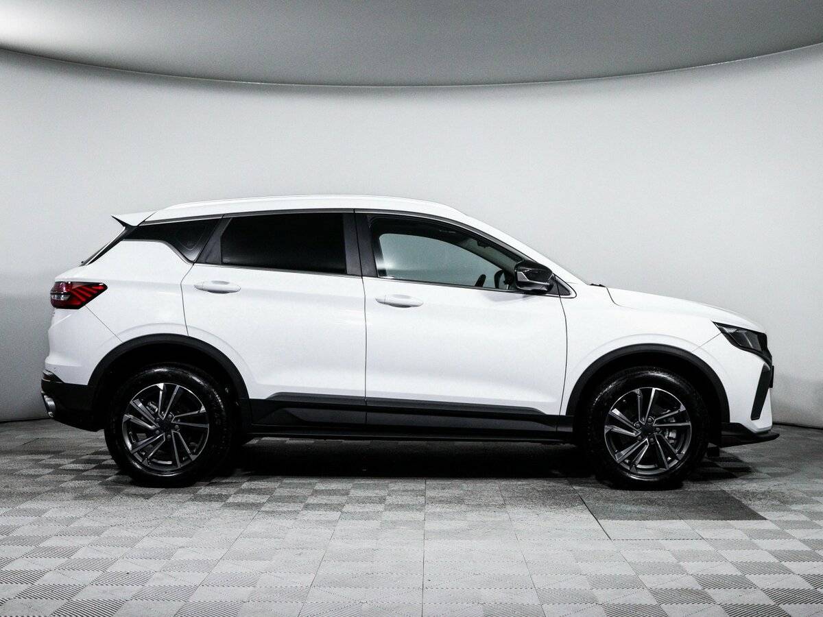 Geely Coolray 2023 года с пробегом. Фото: #3