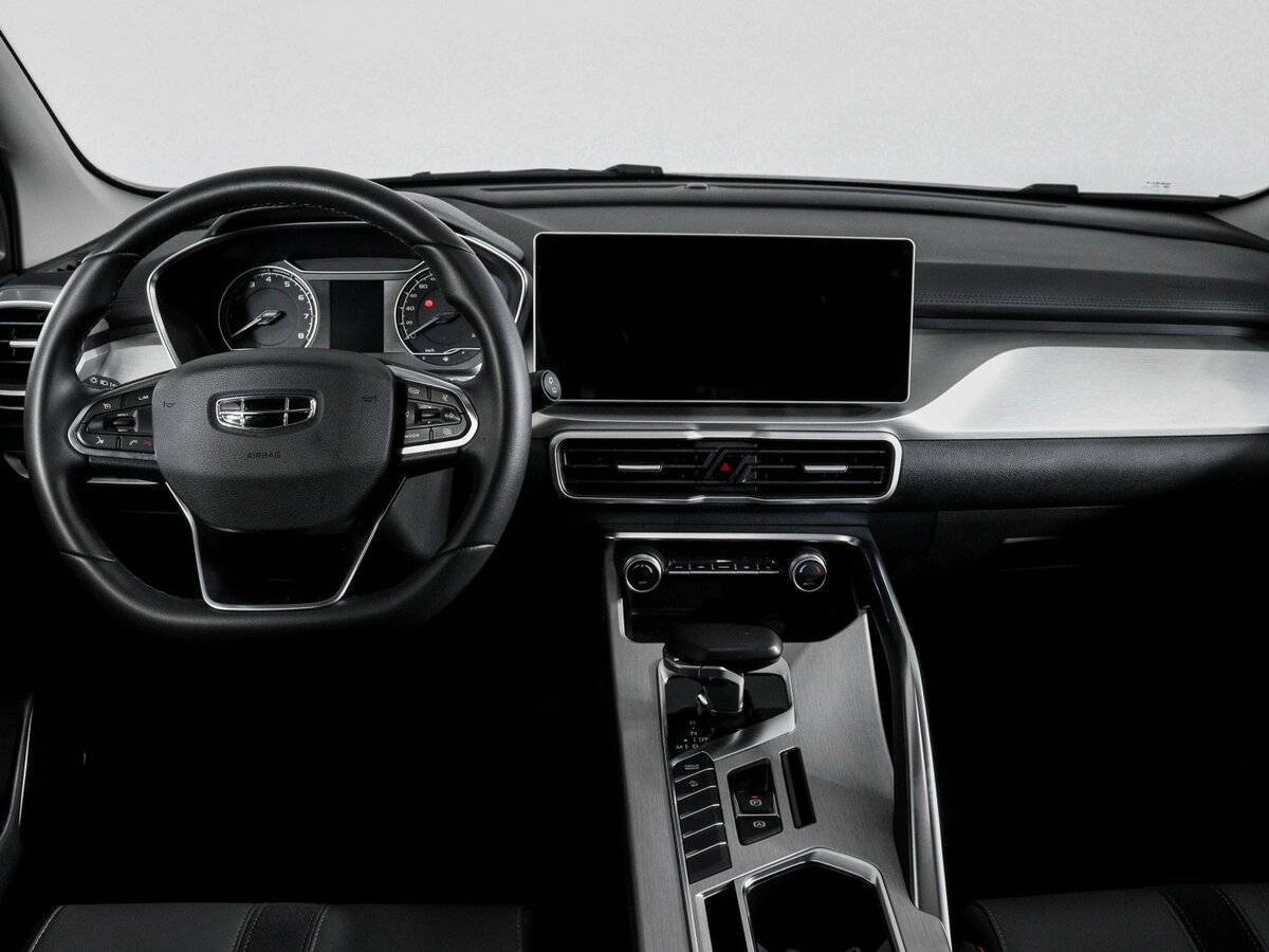 Geely Coolray 2023 года с пробегом. Фото: #11