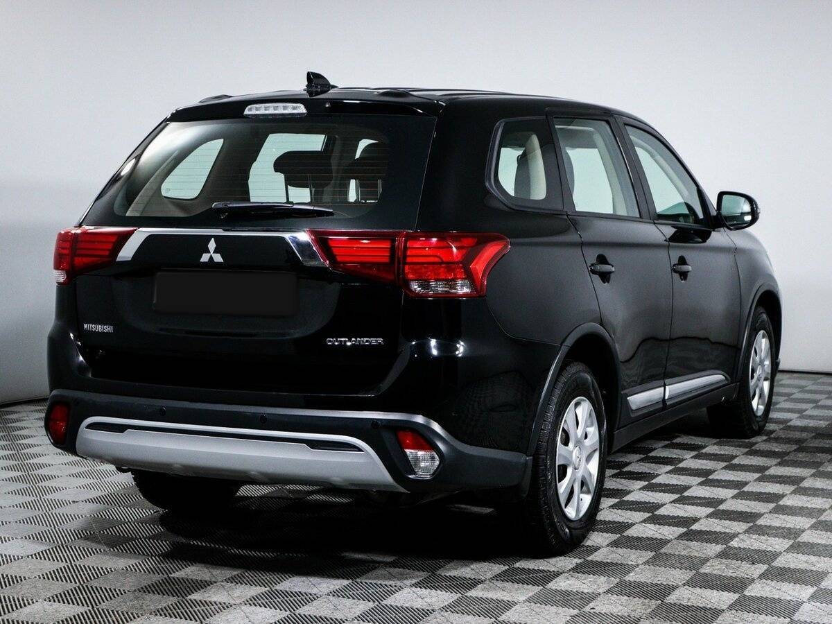 Mitsubishi Outlander 2019 года с пробегом. Фото: #4