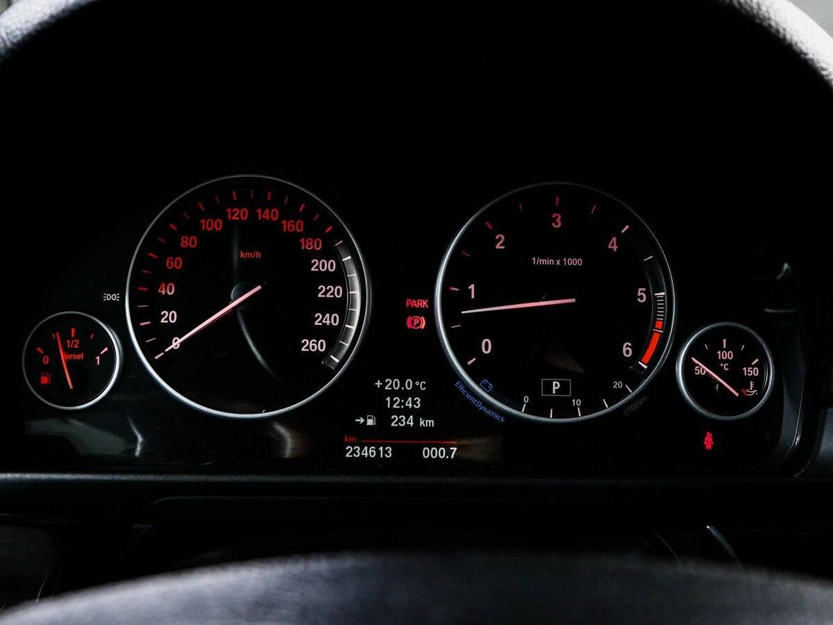 BMW 5 серии 2012 года с пробегом. Фото: #10