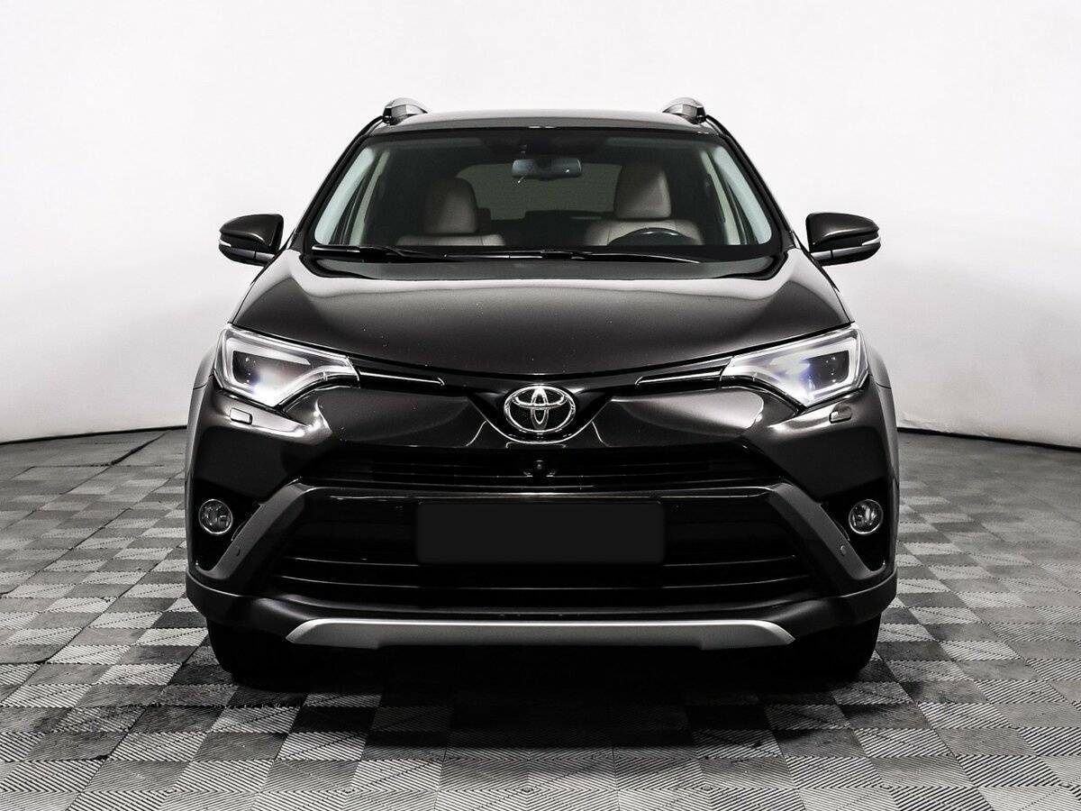 Toyota RAV4 2015 года с пробегом. Фото: #1