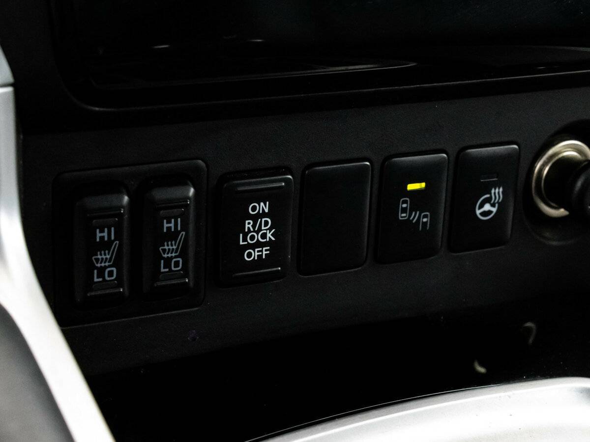 Mitsubishi Pajero Sport 2019 года с пробегом. Фото: #17