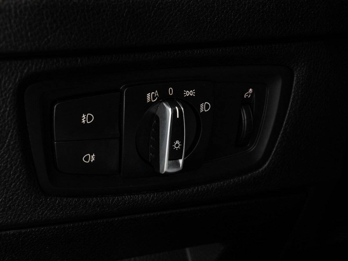 BMW 1 серии 2017 года с пробегом. Фото: #21