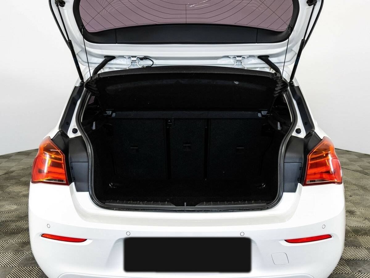 BMW 1 серии 2017 года с пробегом. Фото: #23