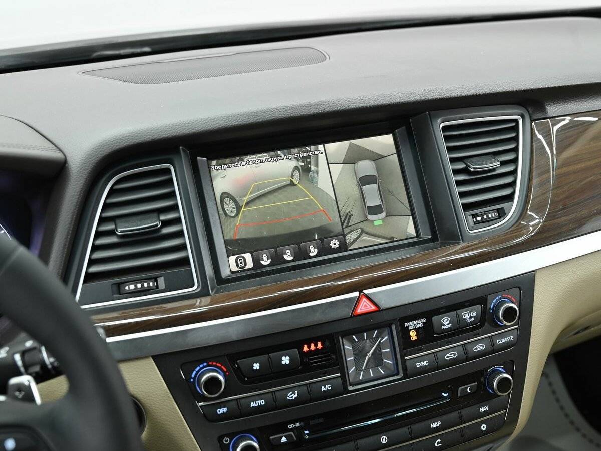 Hyundai Genesis 2016 года с пробегом. Фото: #10