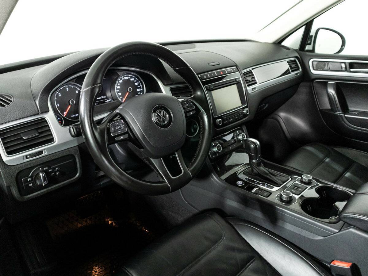 Volkswagen Touareg 2016 года с пробегом. Фото: #10