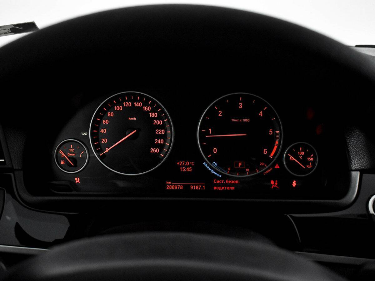 BMW 5 серии 2013 года с пробегом. Фото: #17