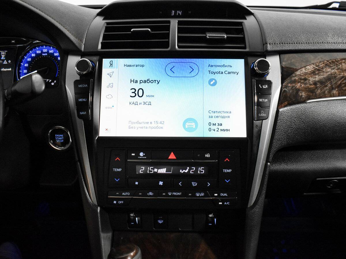 Toyota Camry 2018 года с пробегом. Фото: #16