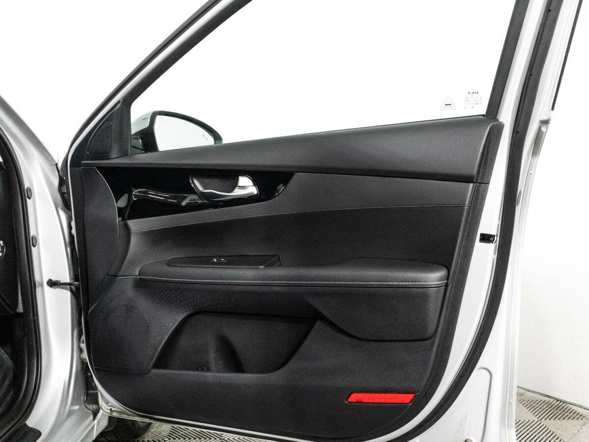 Kia Cerato 2021 года с пробегом. Фото: #27