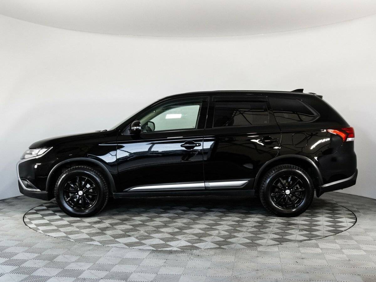 Mitsubishi Outlander 2020 года с пробегом. Фото: #7