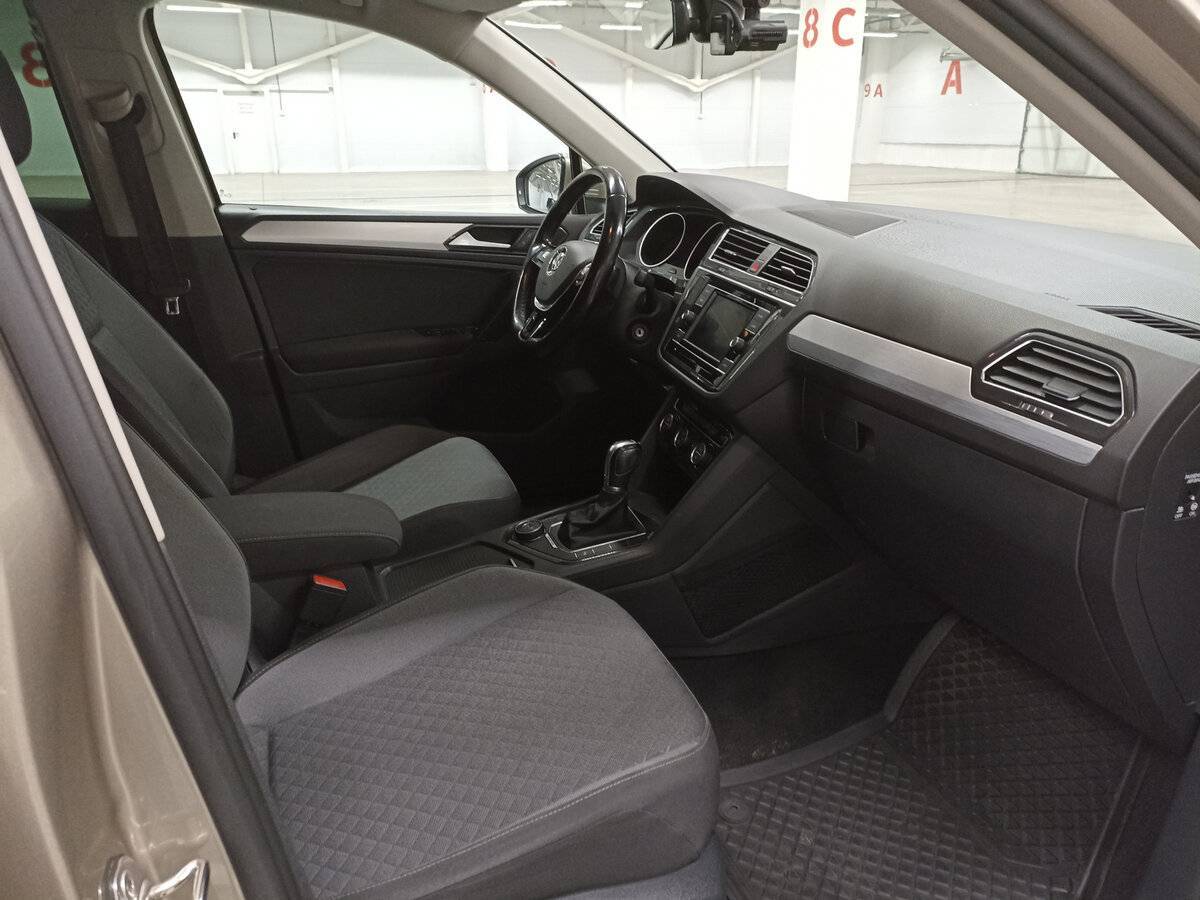 Volkswagen Tiguan 2017 года с пробегом. Фото: #10