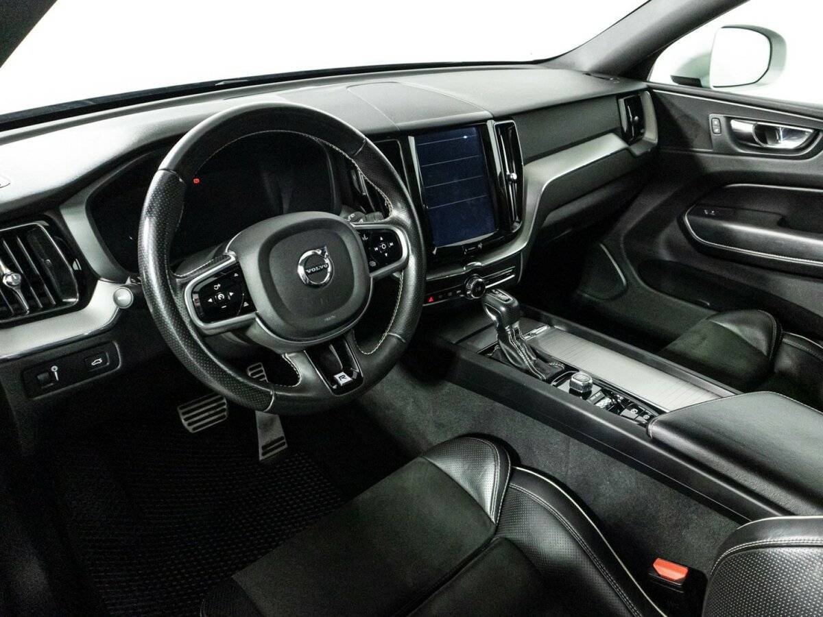 Volvo XC60 2018 года с пробегом. Фото: #10