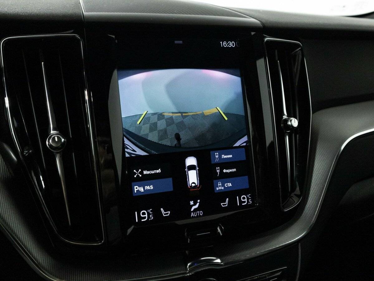 Volvo XC60 2018 года с пробегом. Фото: #18