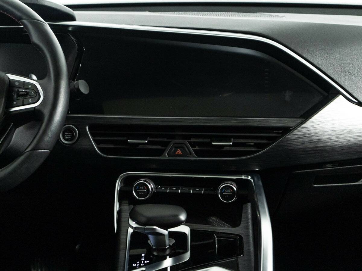 Geely Tugella 2022 года с пробегом. Фото: #13