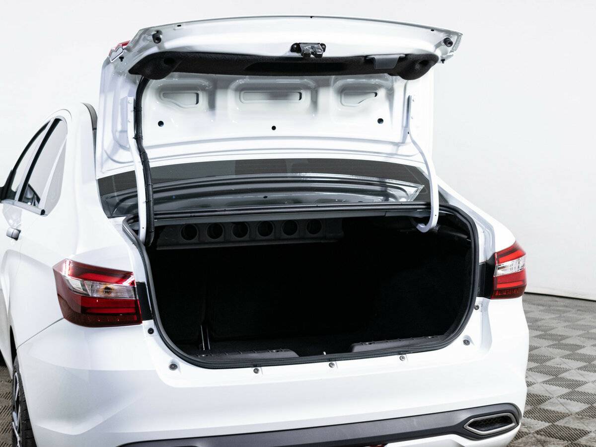 Lada (ВАЗ) Vesta 2024 года с пробегом. Фото: #6