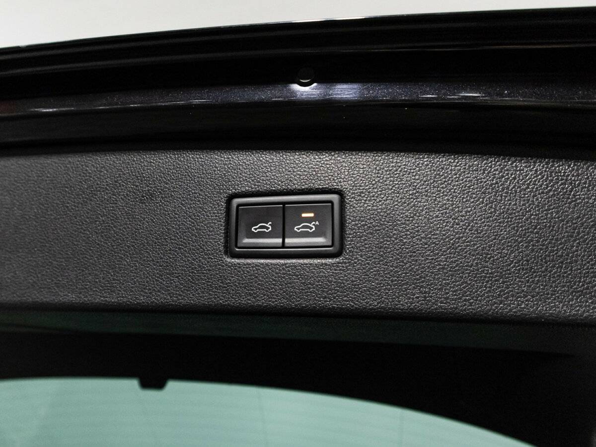 Volkswagen Tiguan 2018 года с пробегом. Фото: #15