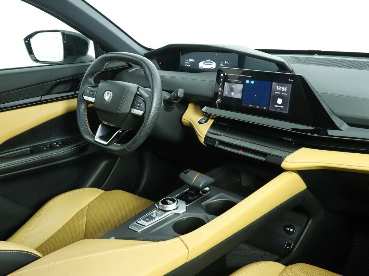 Changan UNI-V 2022 года с пробегом. Фото: #20