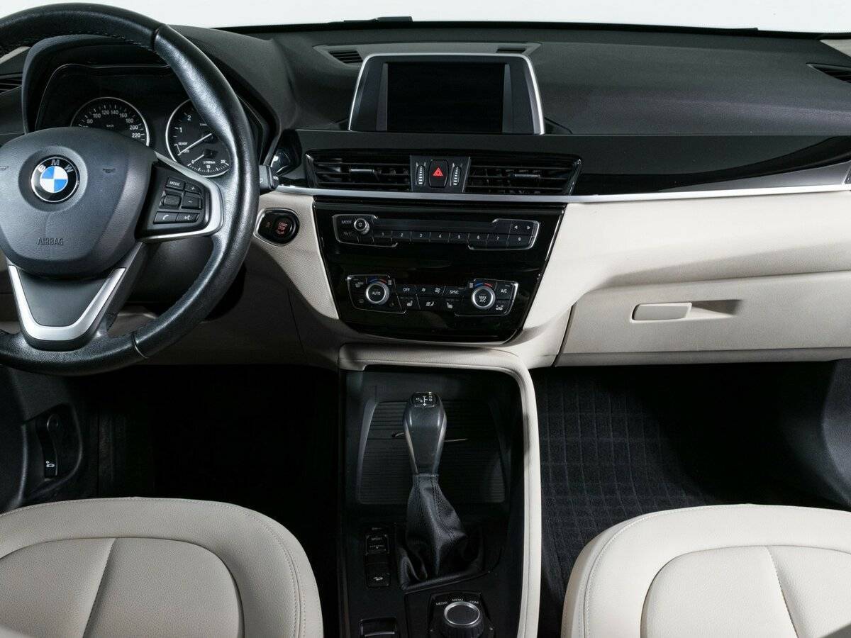 BMW X1 2017 года с пробегом. Фото: #9
