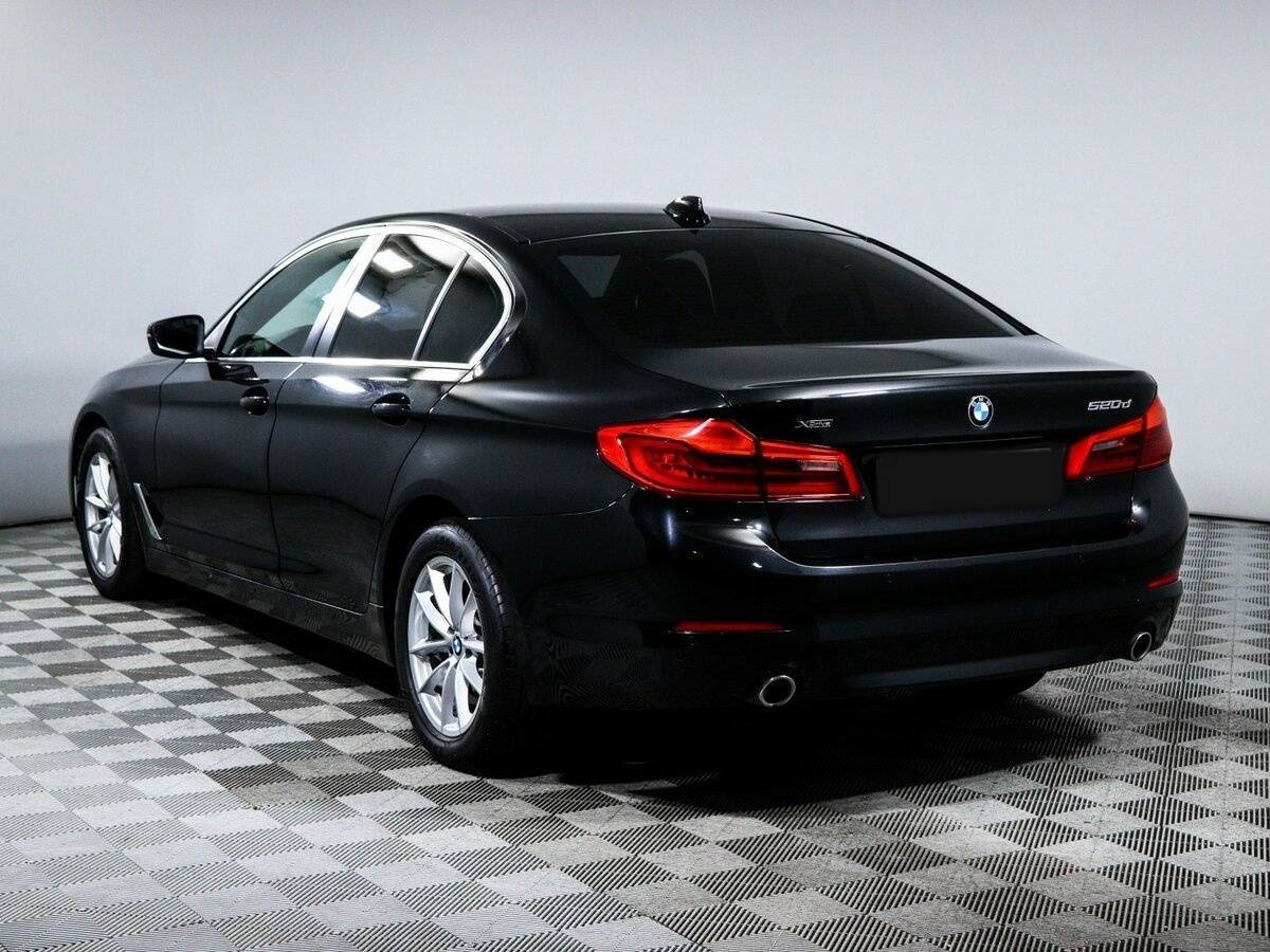 BMW 5 серии 2018 года с пробегом. Фото: #6