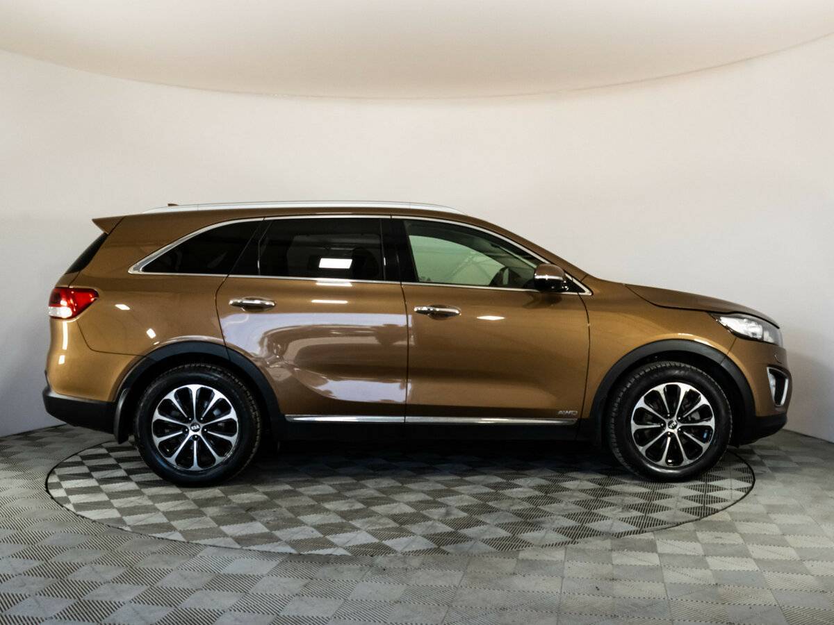 Kia Sorento 2015 года с пробегом. Фото: #3