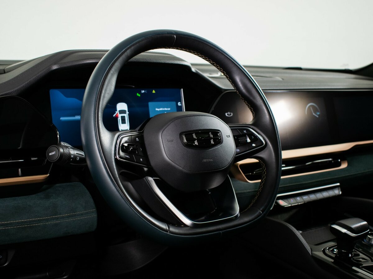 Geely Monjaro 2022 года с пробегом. Фото: #9