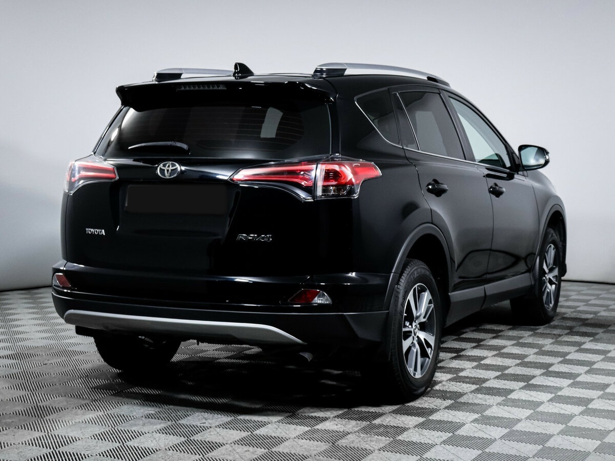 Toyota RAV4 2019 года с пробегом. Фото: #4