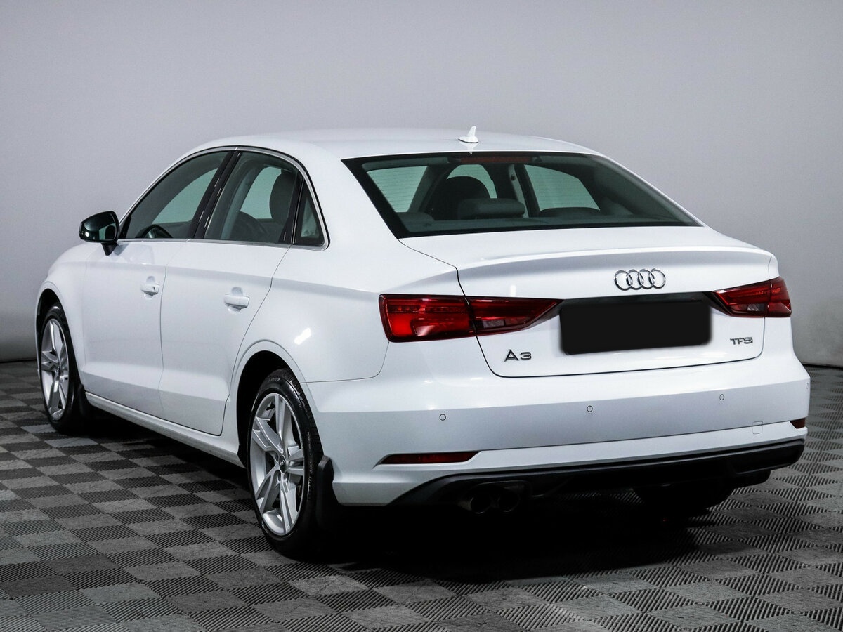 Audi A3 2018 года с пробегом. Фото: #5