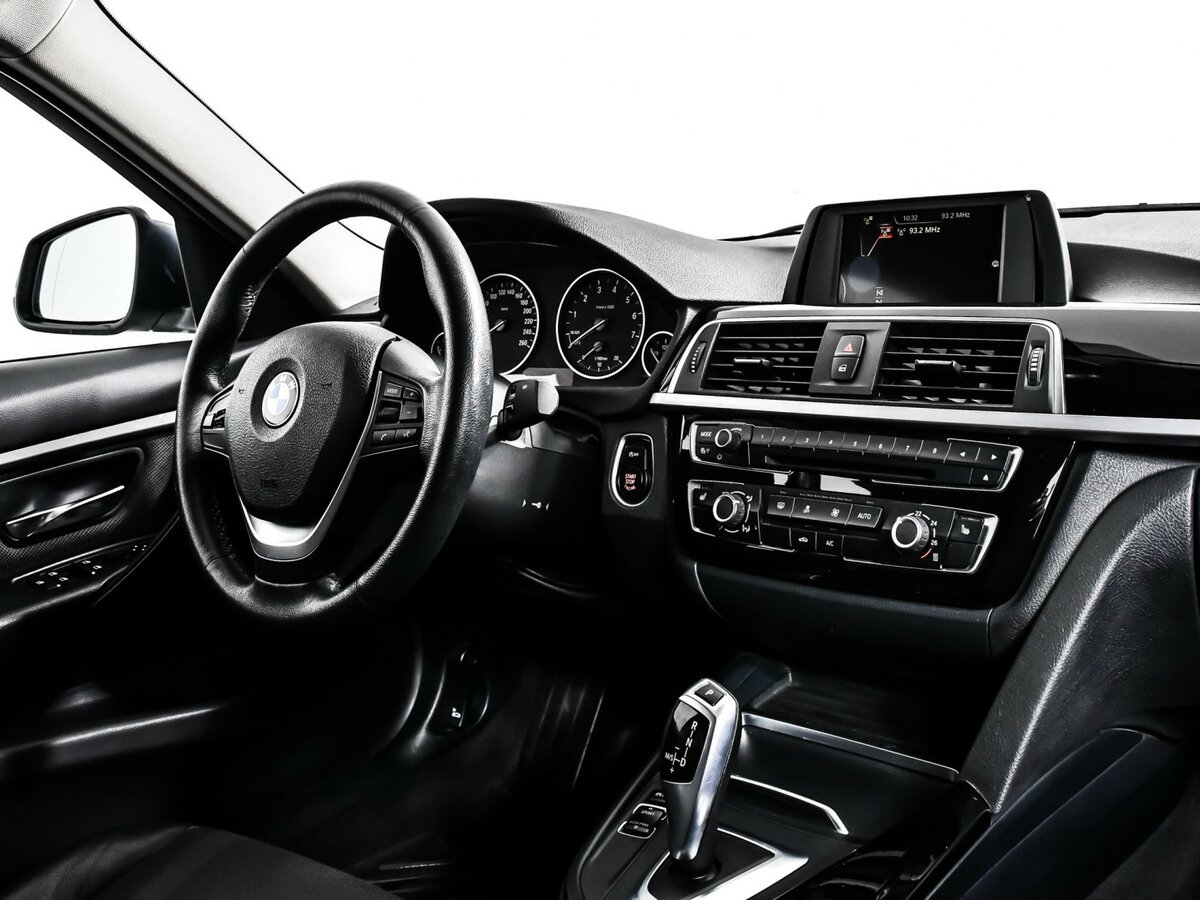 BMW 3 серии 2017 года с пробегом. Фото: #8