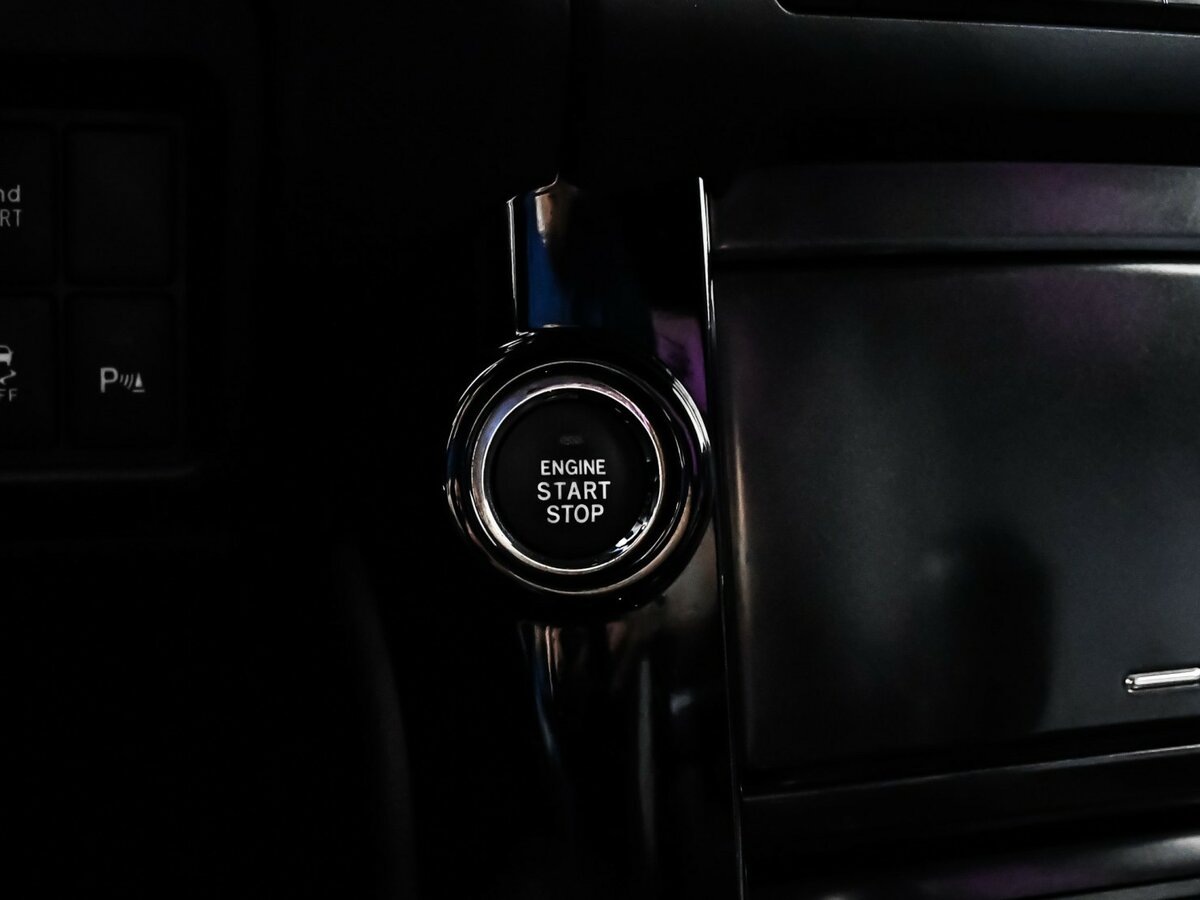 Toyota Land Cruiser Prado 2013 года с пробегом. Фото: #13