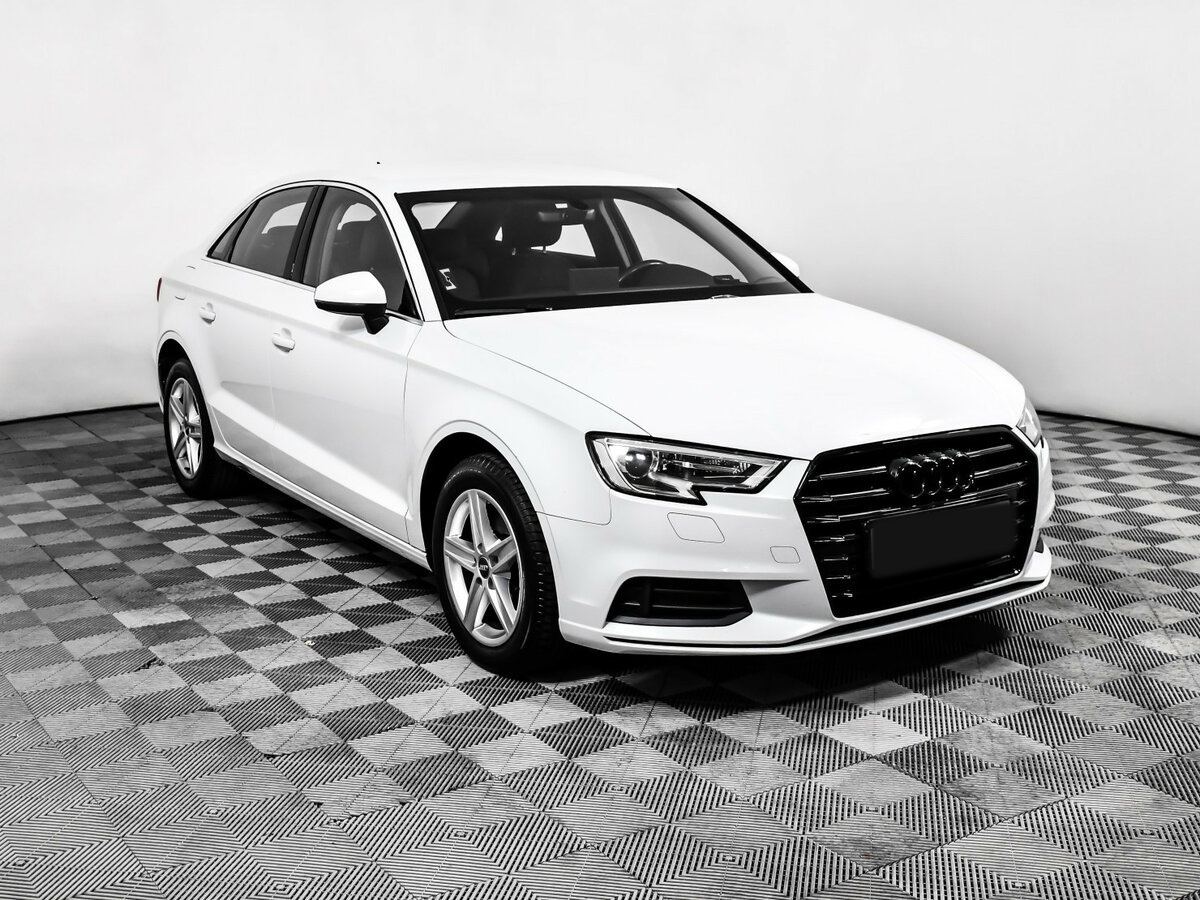 Audi A3 2019 года с пробегом. Фото: #2