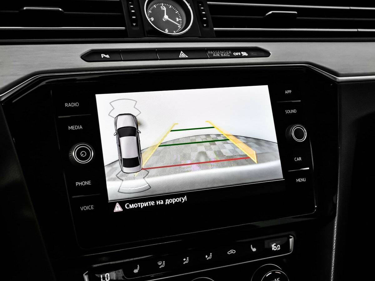 Volkswagen Passat 2018 года с пробегом. Фото: #10