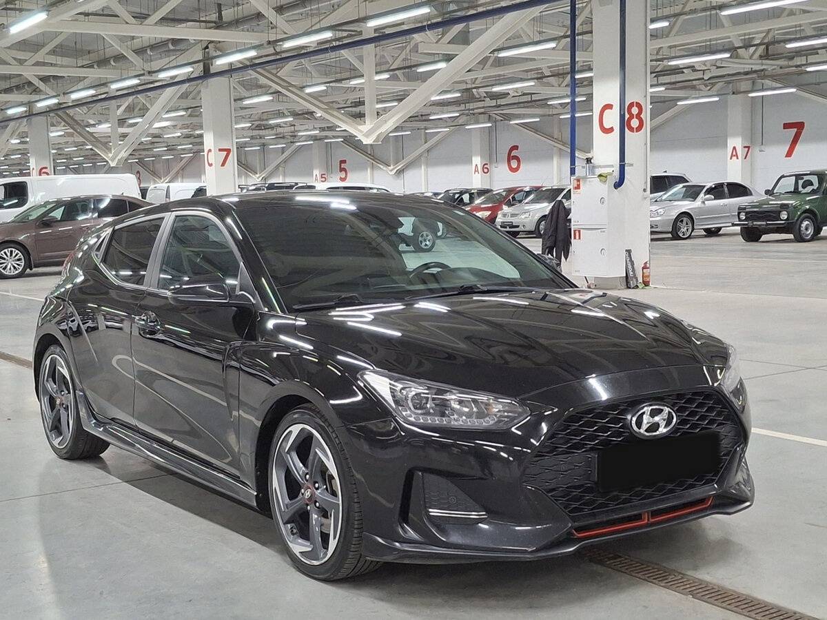 Hyundai Veloster 2019 года с пробегом. Фото: #2