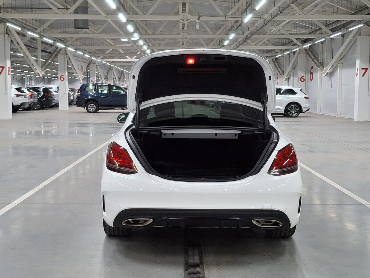 Mercedes-Benz C-Класс 2018 года с пробегом. Фото: #9