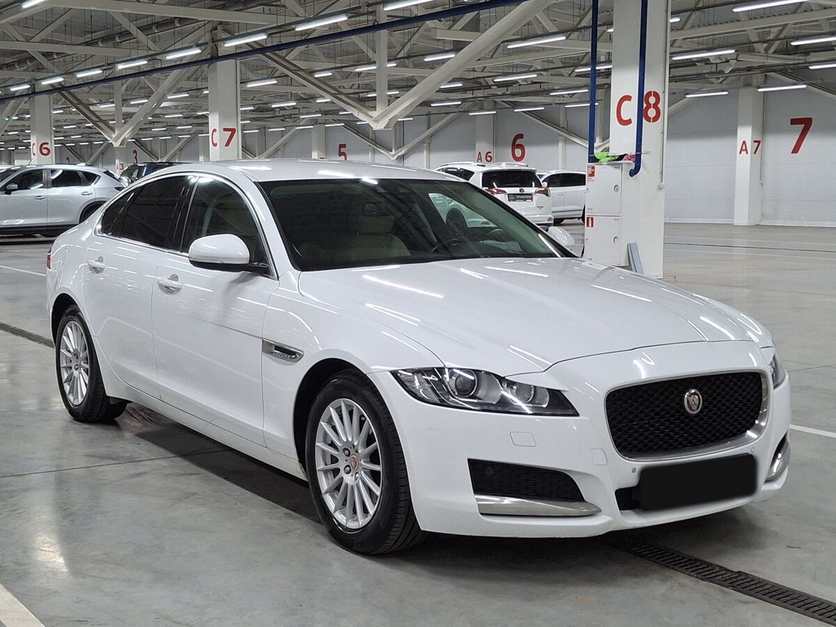 Jaguar XF 2016 года с пробегом. Фото: #2