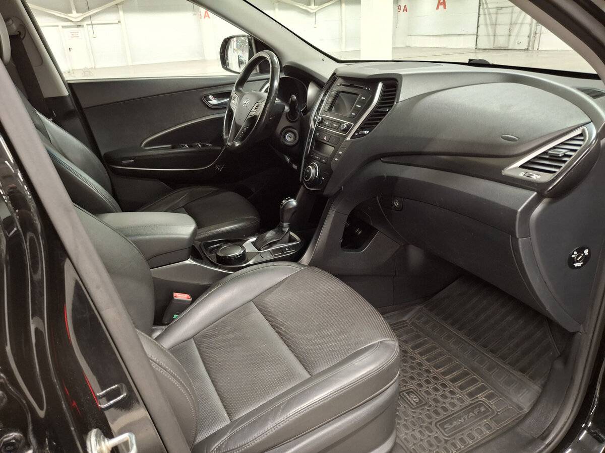 Hyundai Santa Fe 2018 года с пробегом. Фото: #10